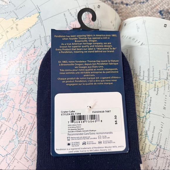 Pendleton NWT Crater Lake National Park Moc Rainbow Striped Socks Size Medium - Picture 3 of 7